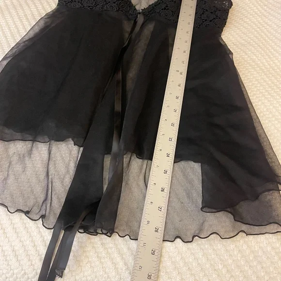 Black Lace Chemise - Picture 7 of 9